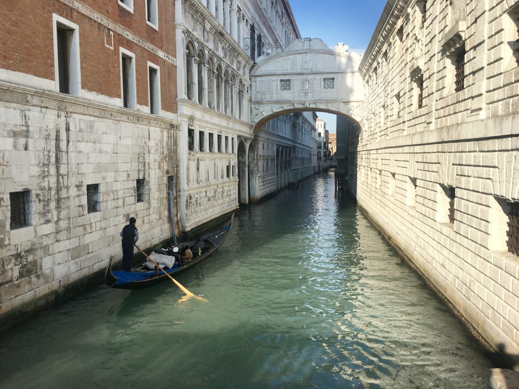 Ponte dei sospiri - Venice