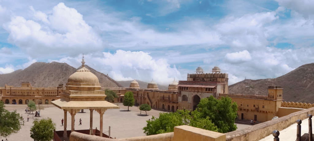 one of the best place to see in Jaipur - iew from the main courtyard at Amber Fort